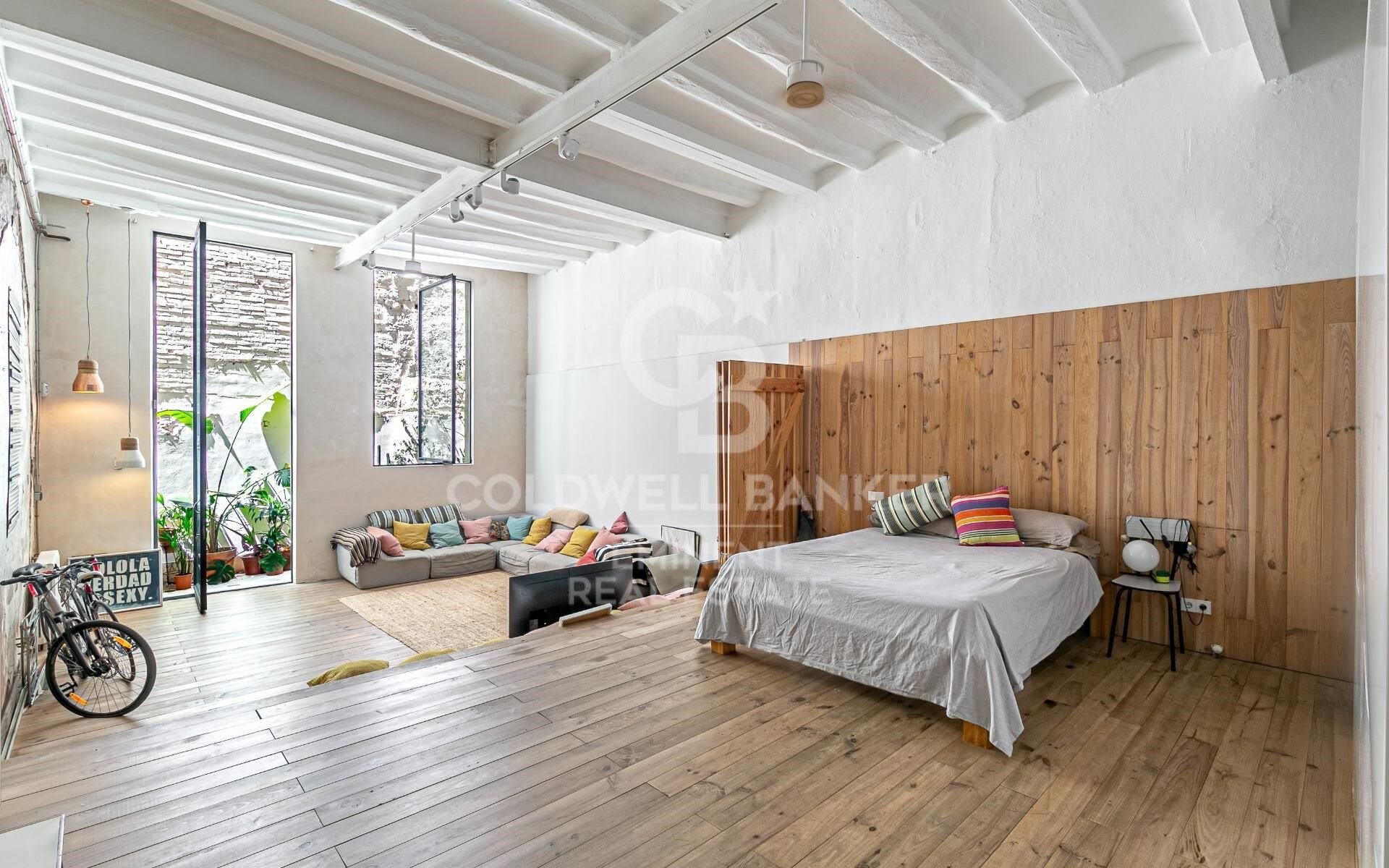 Apartamento en Barcelona, España 1 dormitorio, 174 m2 No. 157167