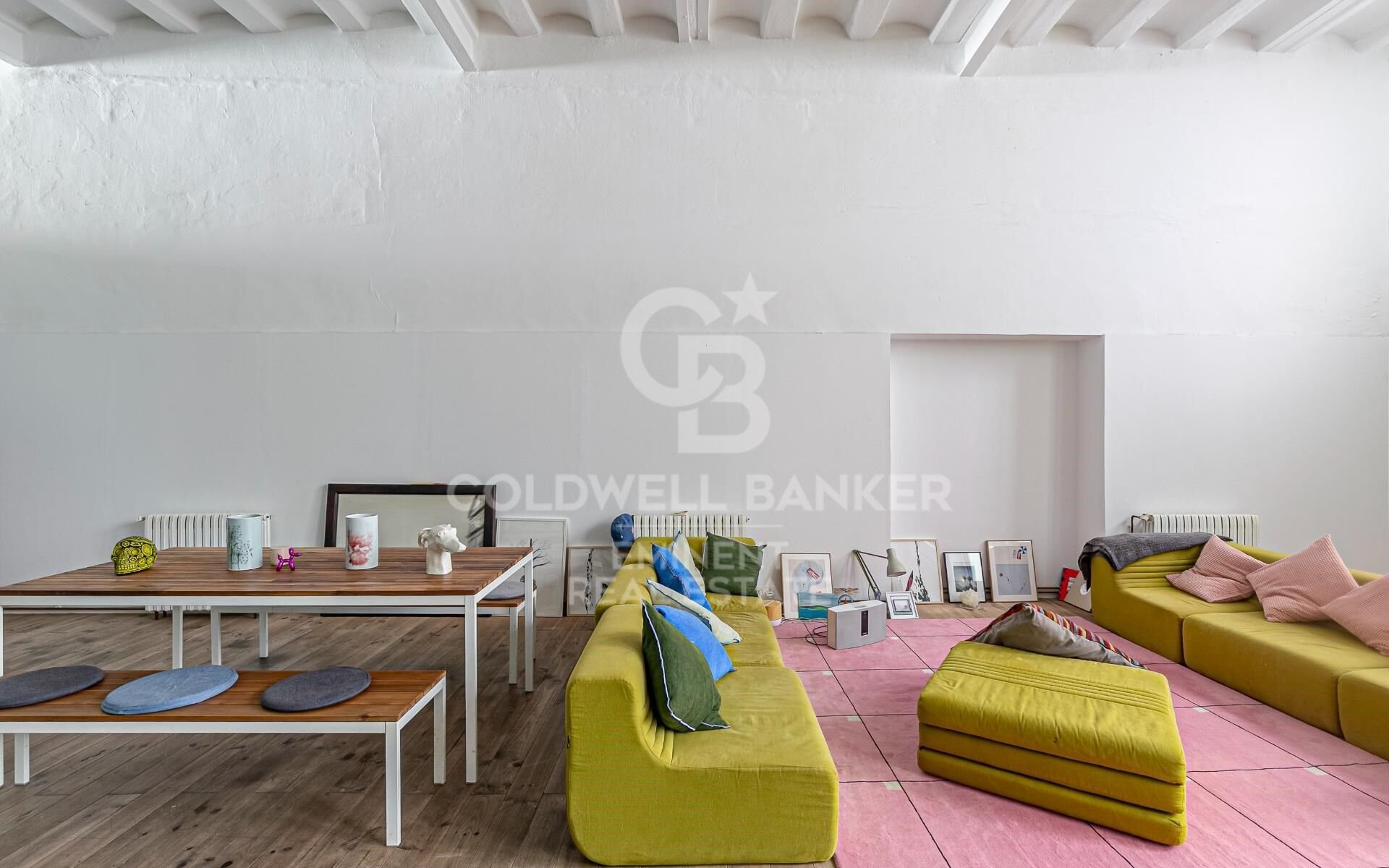 Apartamento en Barcelona, España 1 dormitorio, 174 m2 No. 157167