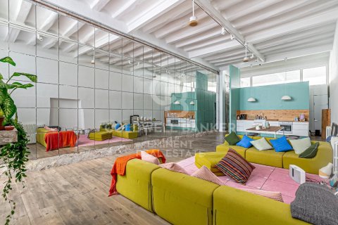 Huoneisto Barcelona, Espanja 1 makuuhuone, 174 m2 No. 157167