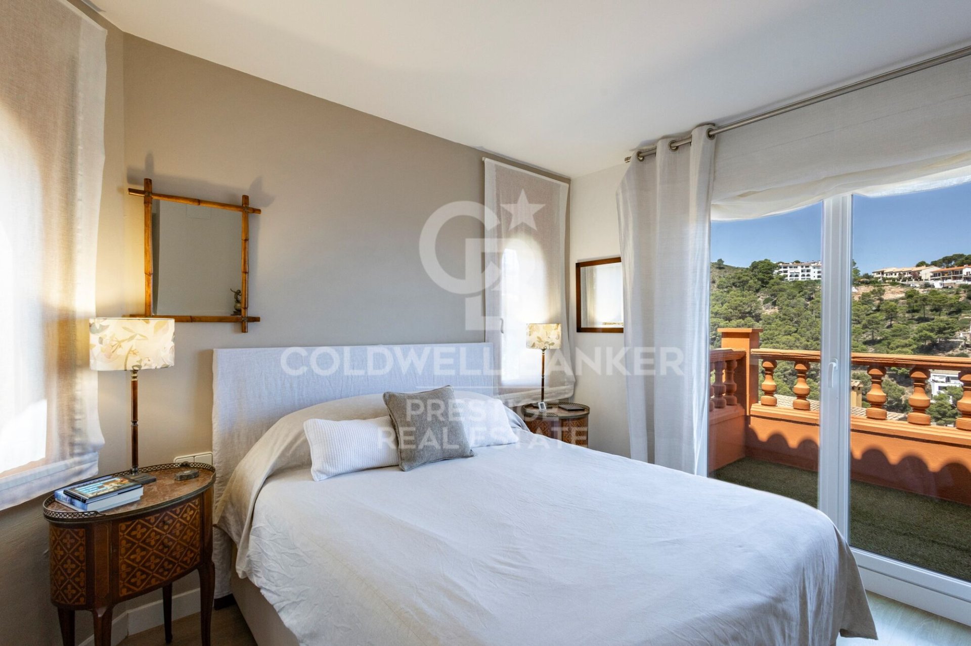 Kaupunkipientalo Begur, Girona, Espanja 4 makuuhuonetta, 205 m2 No. 157163