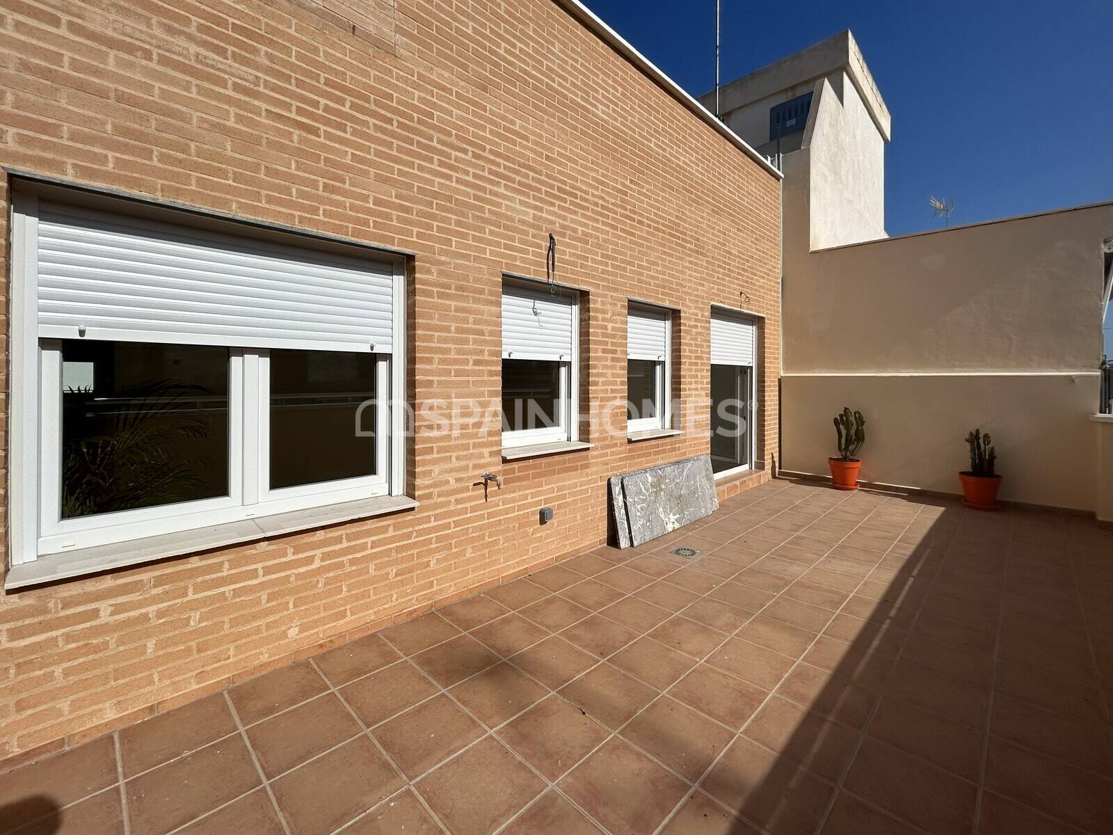 Appartamento a Alicante, Spagna 2 camere da letto, 93 mq. N° 148824