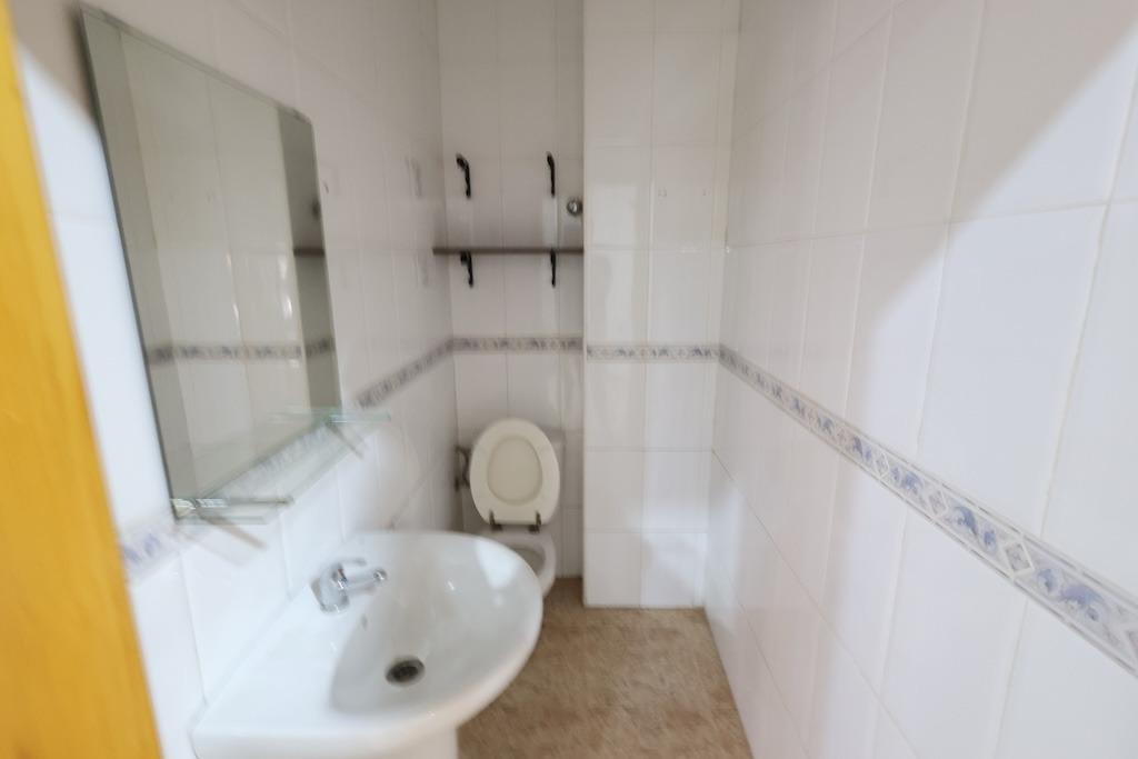 Komerciāls īpašums Torrevieja, Alicante, Spānijā 1 istaba, 100 m2 Nr. 183085