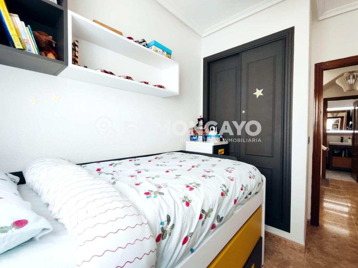 House in Alicante, Spain 3 bedrooms, 76 sq.m. No. 148994