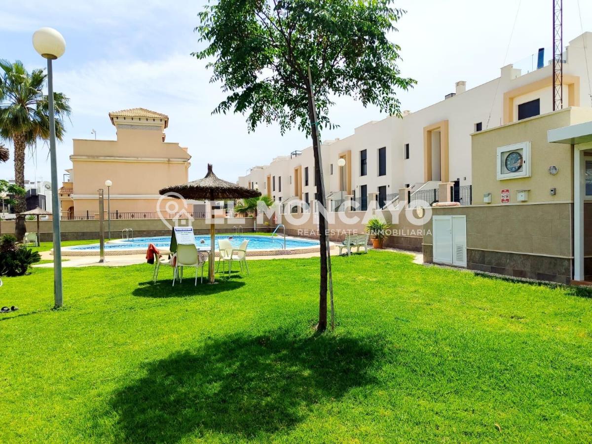 House in Alicante, Spain 3 bedrooms, 76 sq.m. No. 148994