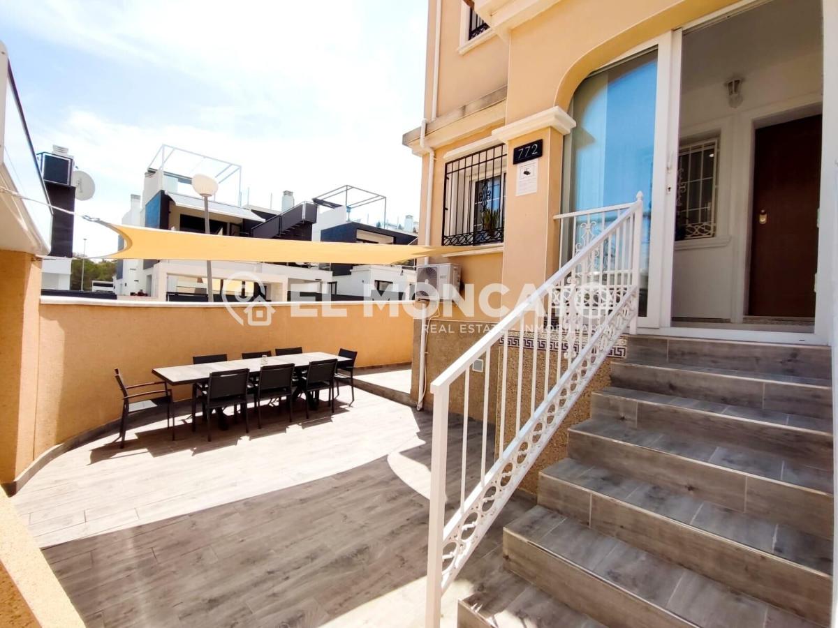 House in Alicante, Spain 3 bedrooms, 76 sq.m. No. 148994
