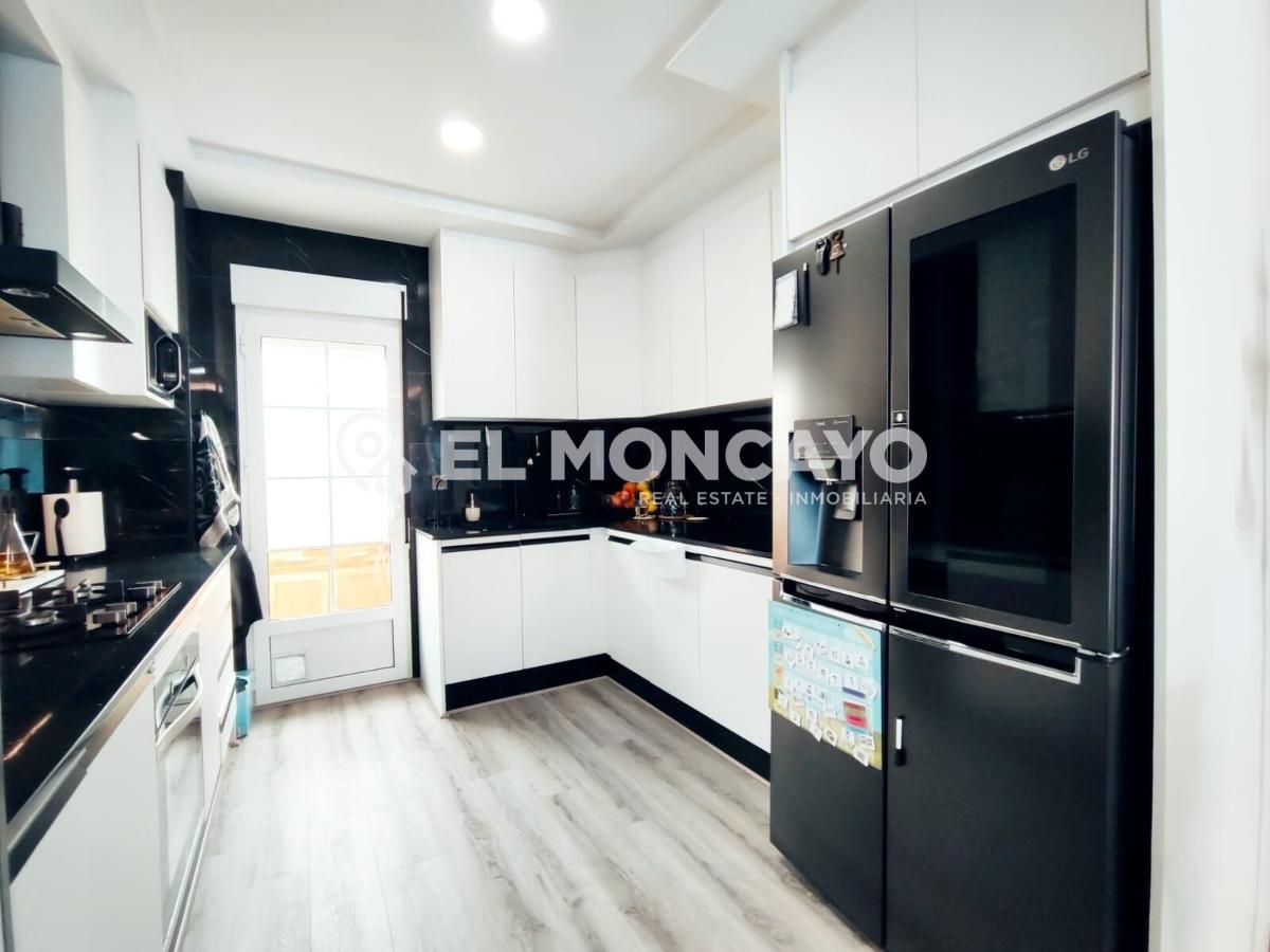 House in Alicante, Spain 3 bedrooms, 76 sq.m. No. 148994