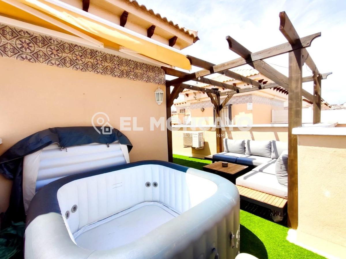 House in Alicante, Spain 3 bedrooms, 76 sq.m. No. 148994