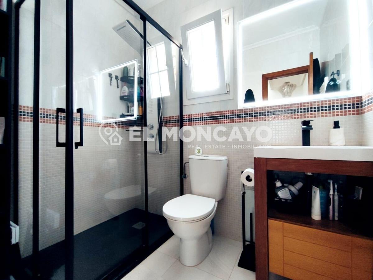 House in Alicante, Spain 3 bedrooms, 76 sq.m. No. 148994