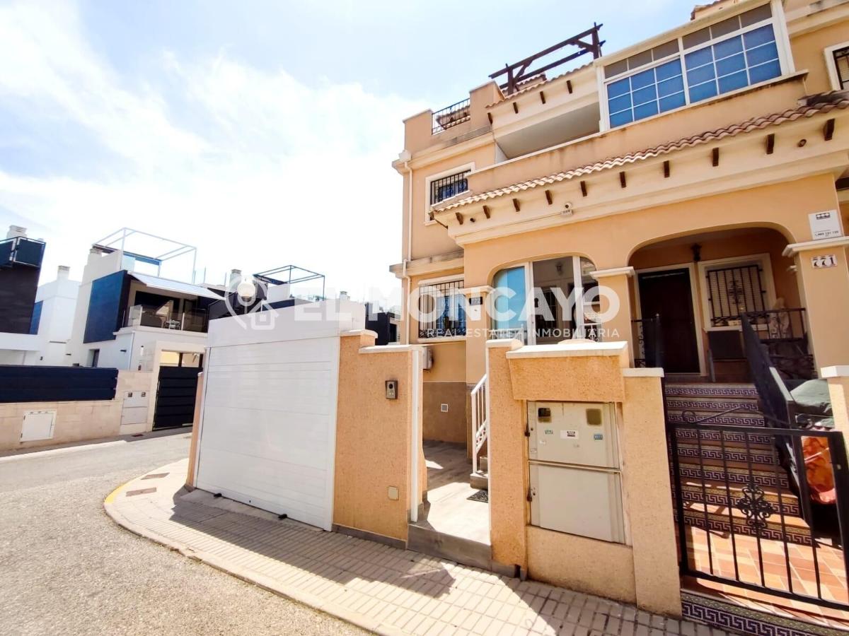 House in Alicante, Spain 3 bedrooms, 76 sq.m. No. 148994