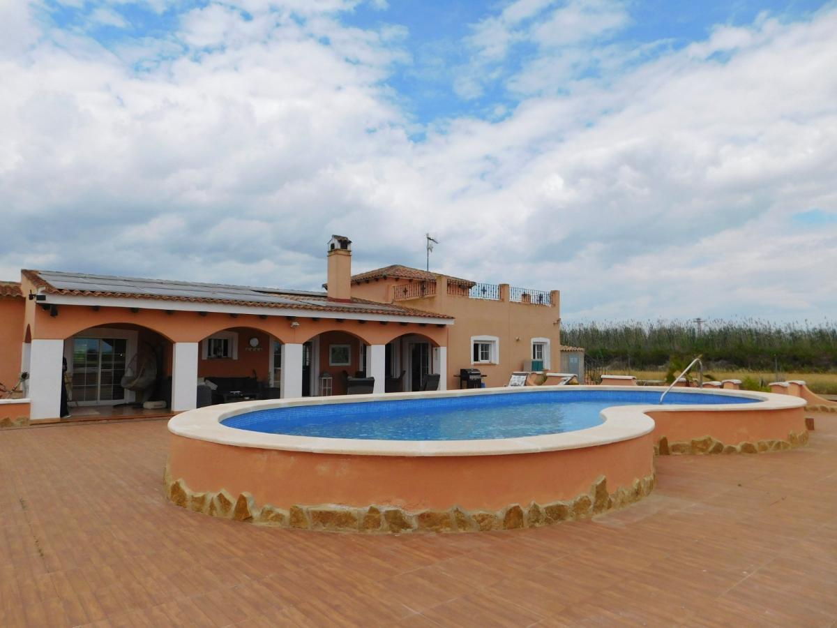 Villa en Alicante, España 3 dormitorios, 239 m2 No. 148998