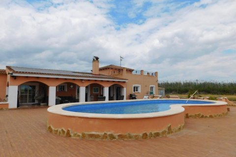 Villa Alicante, Spānijā 3 istabas, 239 m2 Nr. 148998