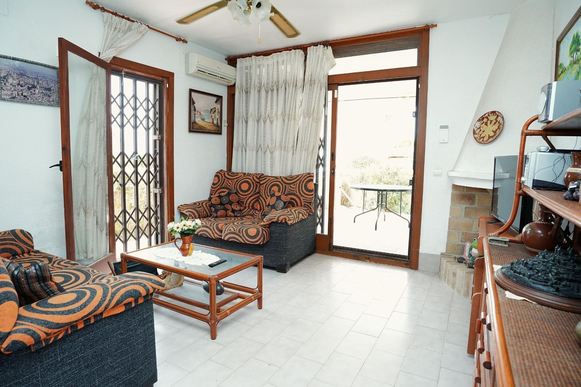 Talo Torrevieja, Alicante, Espanja 2 makuuhuonetta, 83 m2 No. 193362
