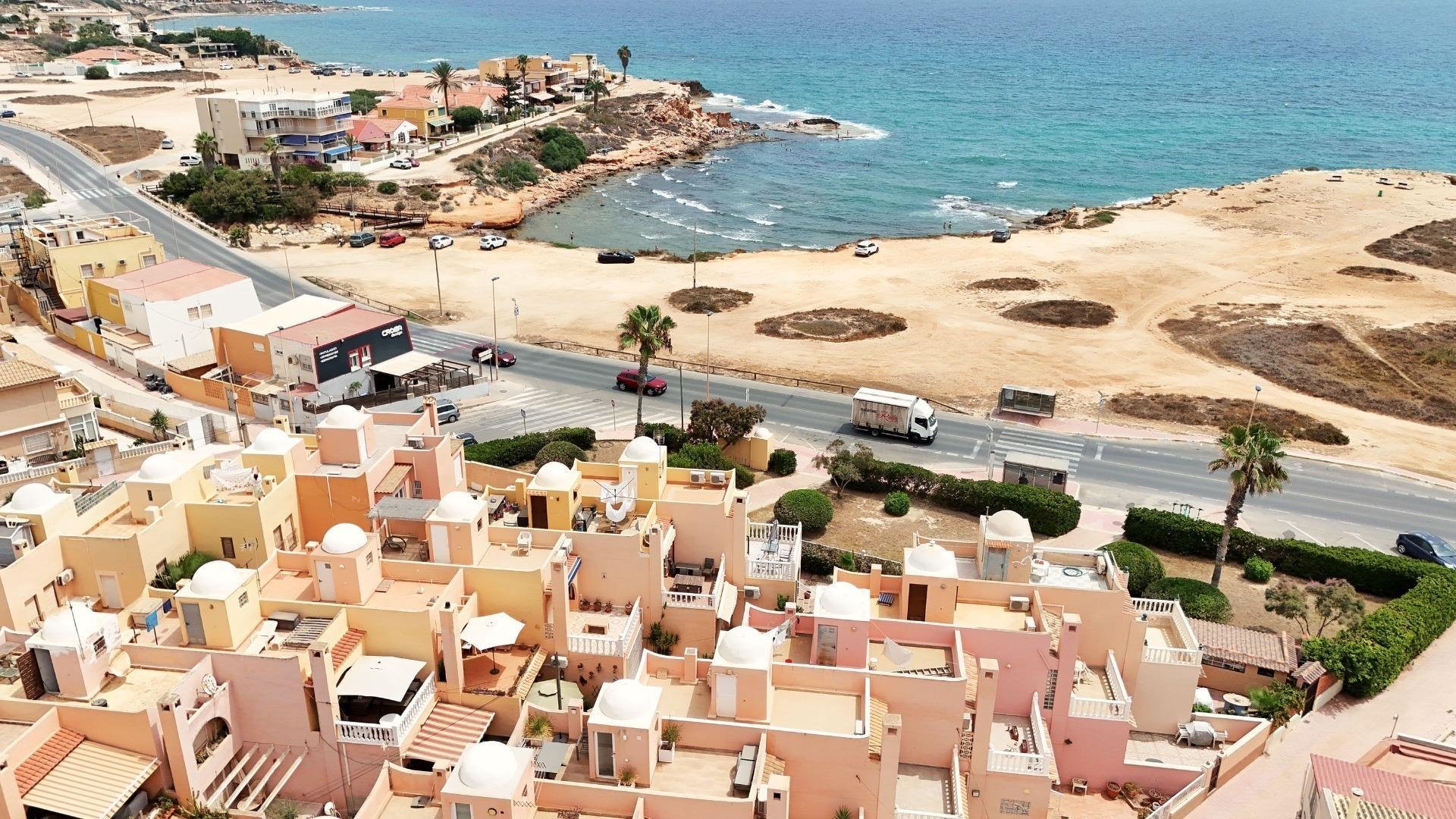 Talo Torrevieja, Alicante, Espanja 2 makuuhuonetta, 83 m2 No. 193362