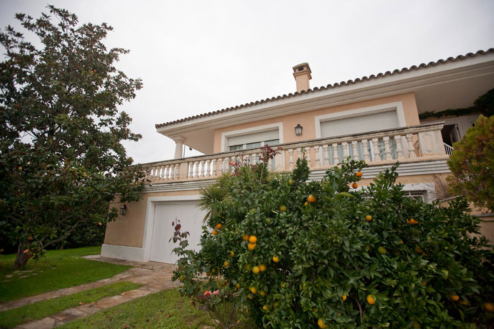 Talo Espanja 7 makuuhuonetta, 836 m2 No. 167348