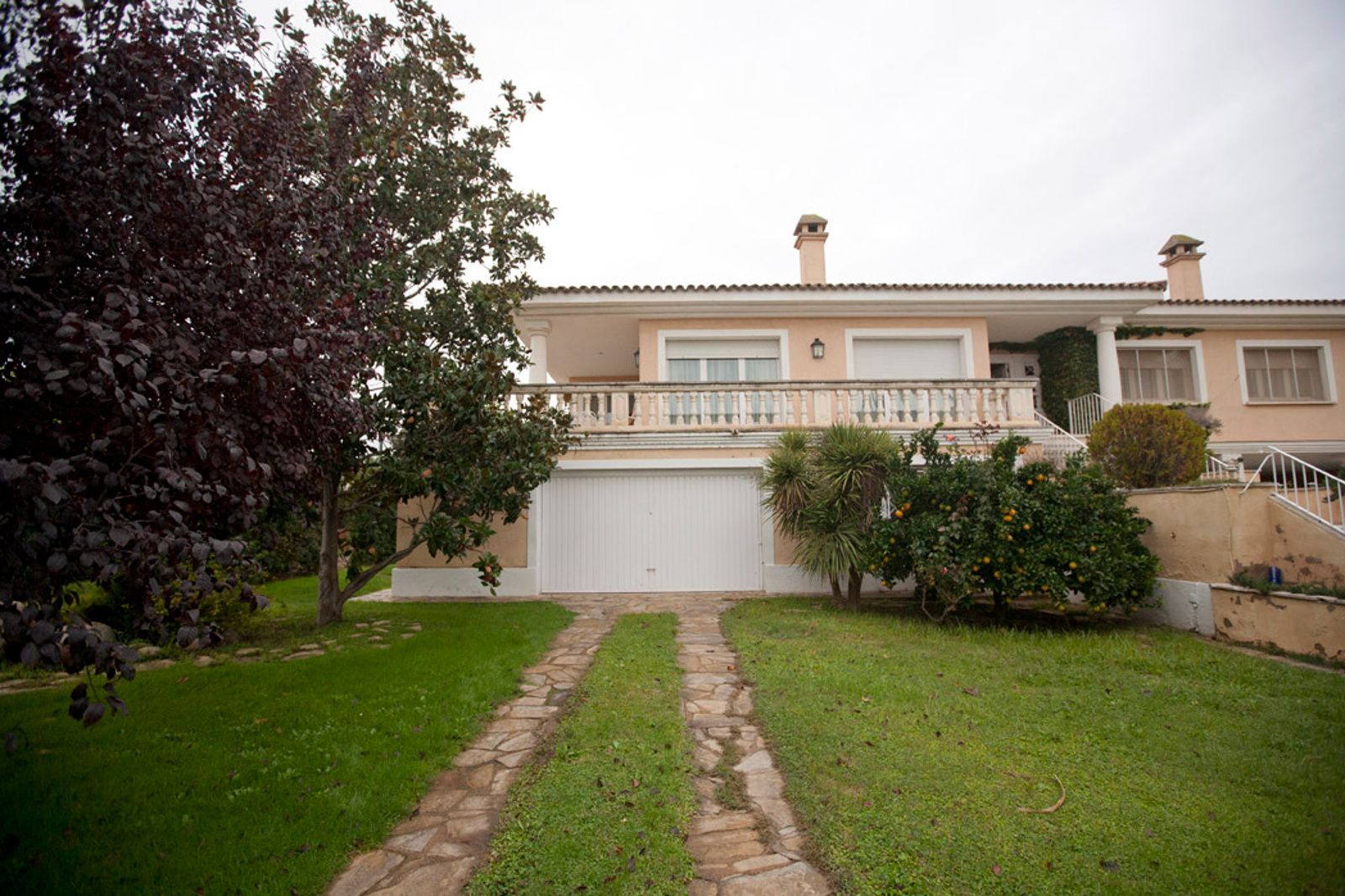 Talo Espanja 7 makuuhuonetta, 836 m2 No. 167348