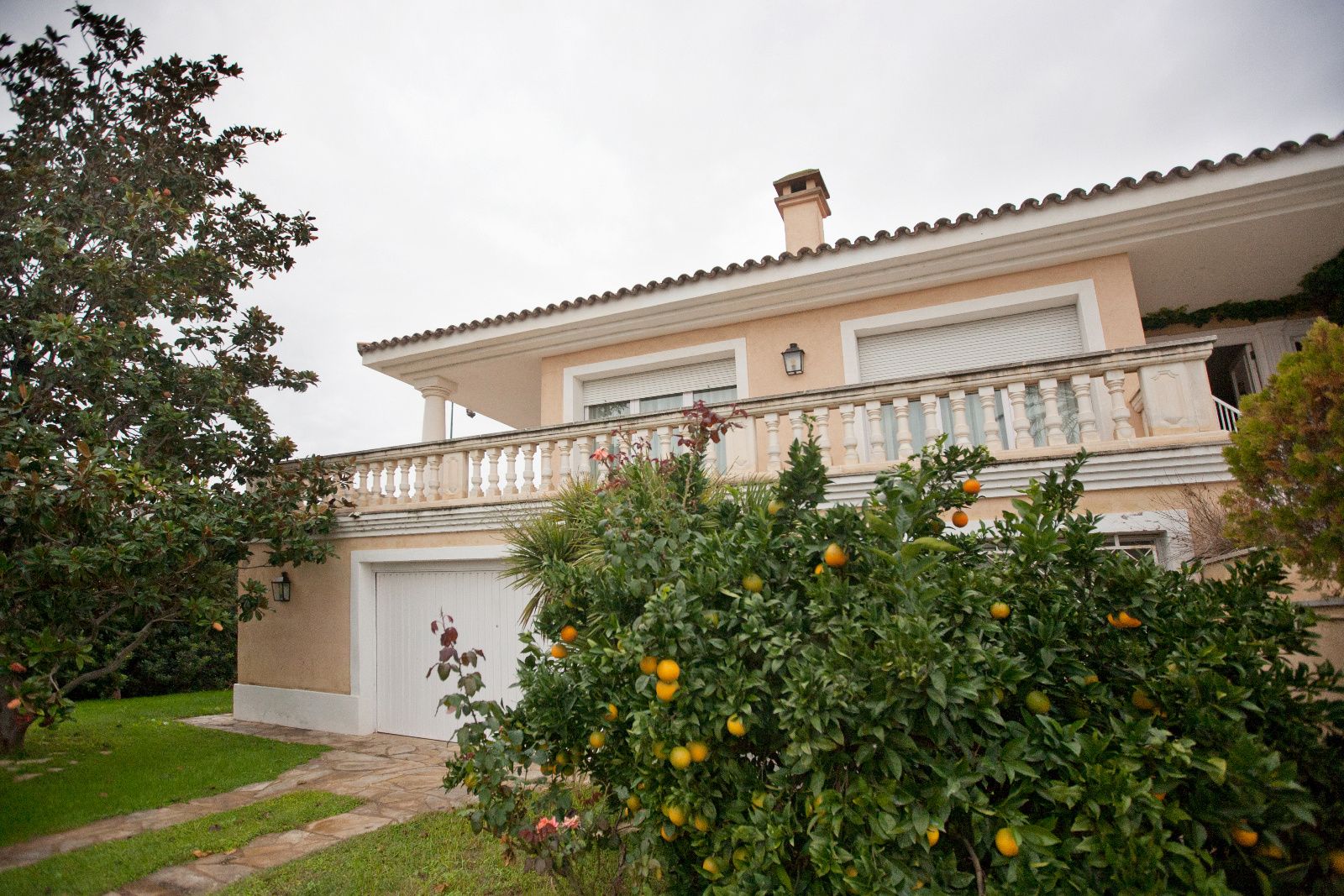 Talo Espanja 7 makuuhuonetta, 836 m2 No. 167348