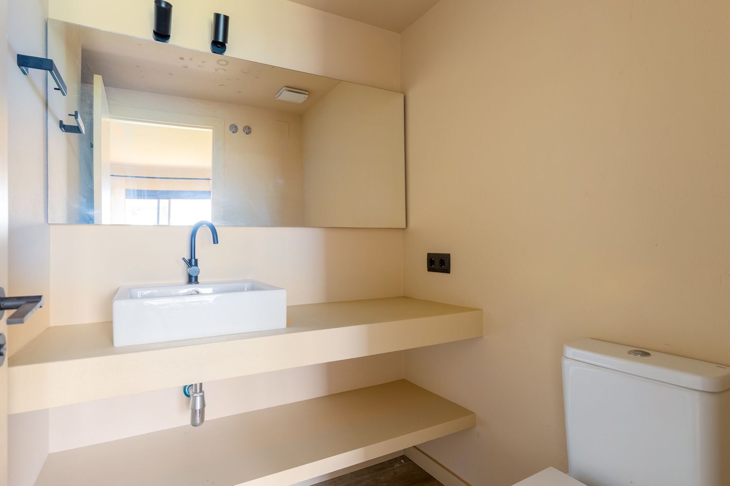 House à Sant Andreu de Llavaneres, Barcelona, Espagne 4 chambres, 341 m2 No. 167352