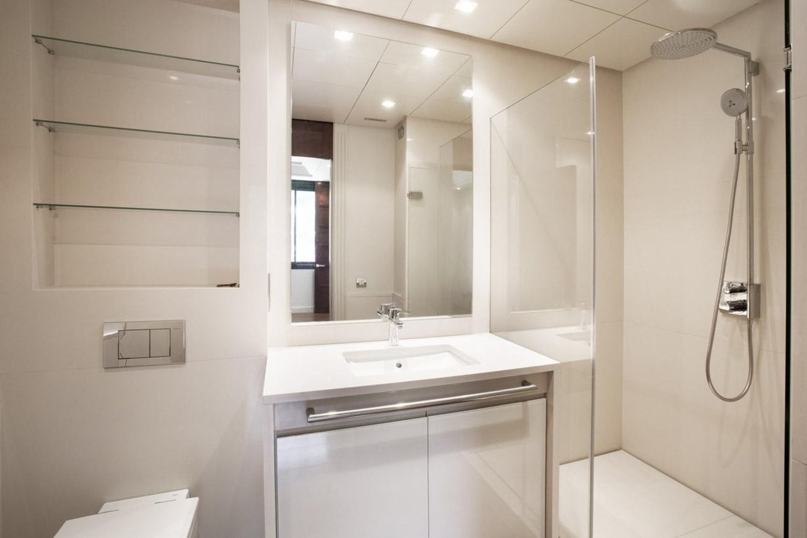 House à Alella, Barcelona, Espagne 5 chambres, 1001 m2 No. 167349