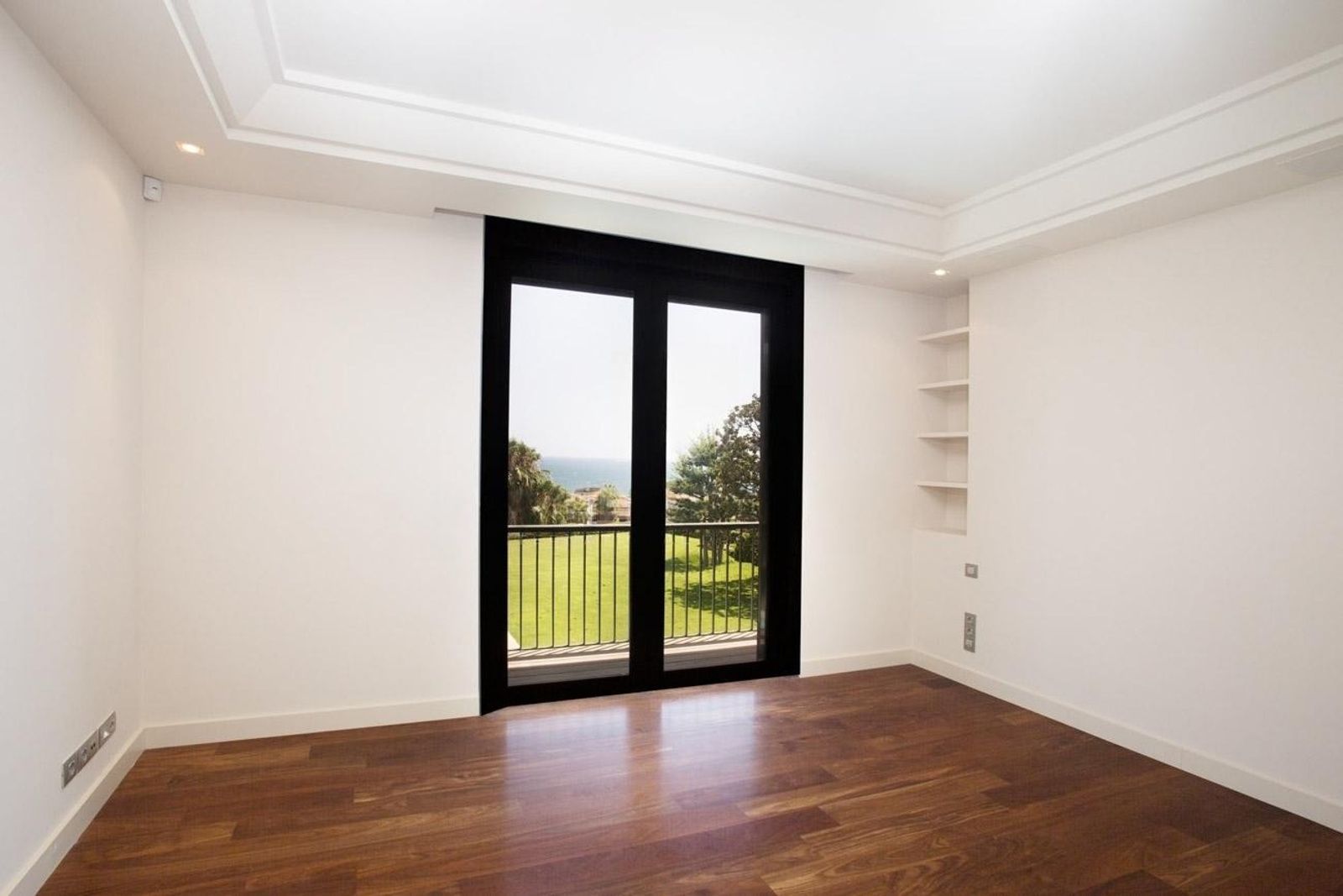 House à Alella, Barcelona, Espagne 5 chambres, 1001 m2 No. 167349