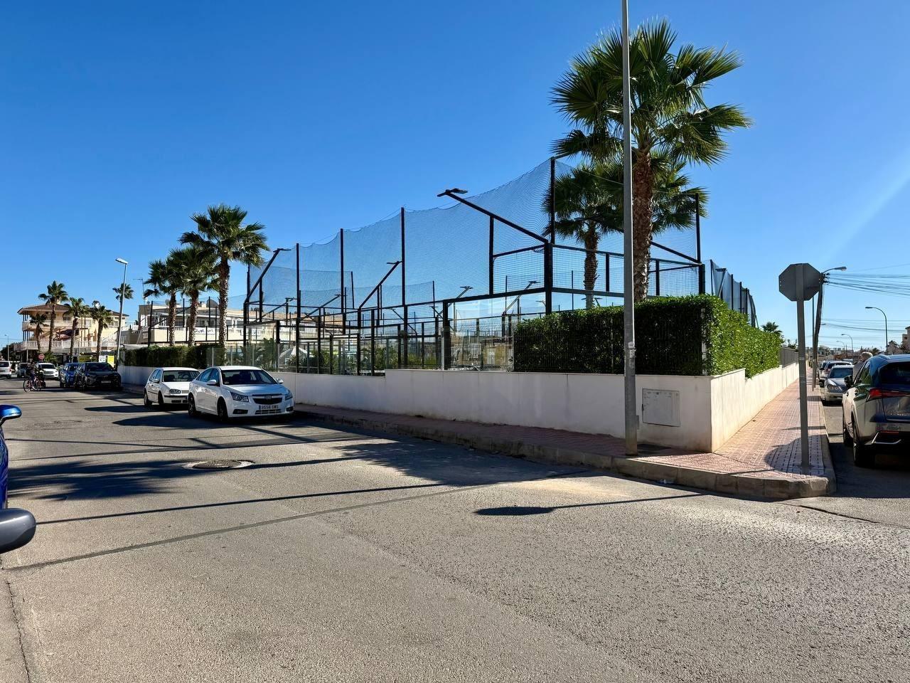 Villa a Playa Flamenca II, Alicante, Spagna 4 camere da letto, 191 mq. N° 191635