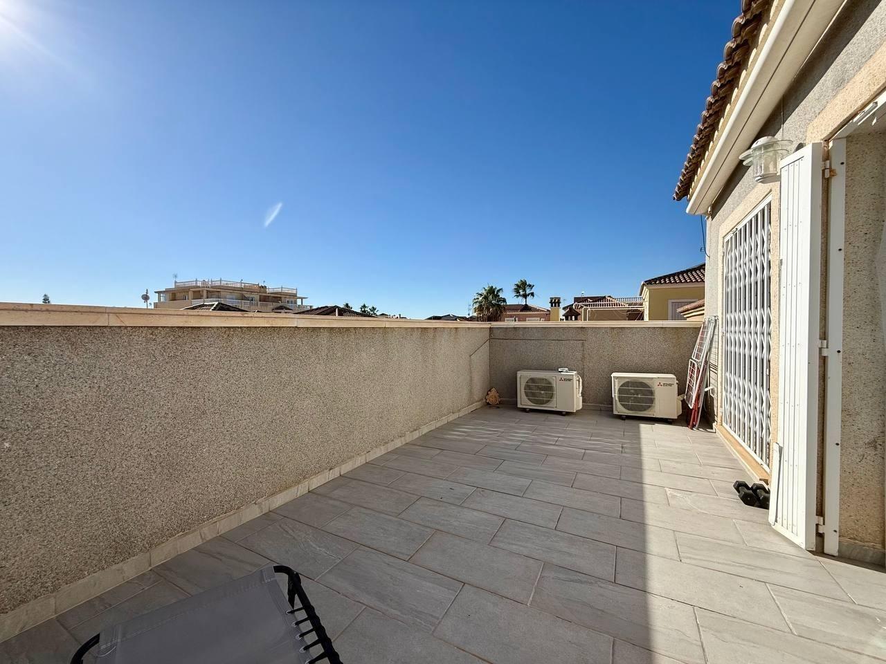 Villa a Playa Flamenca II, Alicante, Spagna 4 camere da letto, 191 mq. N° 191635
