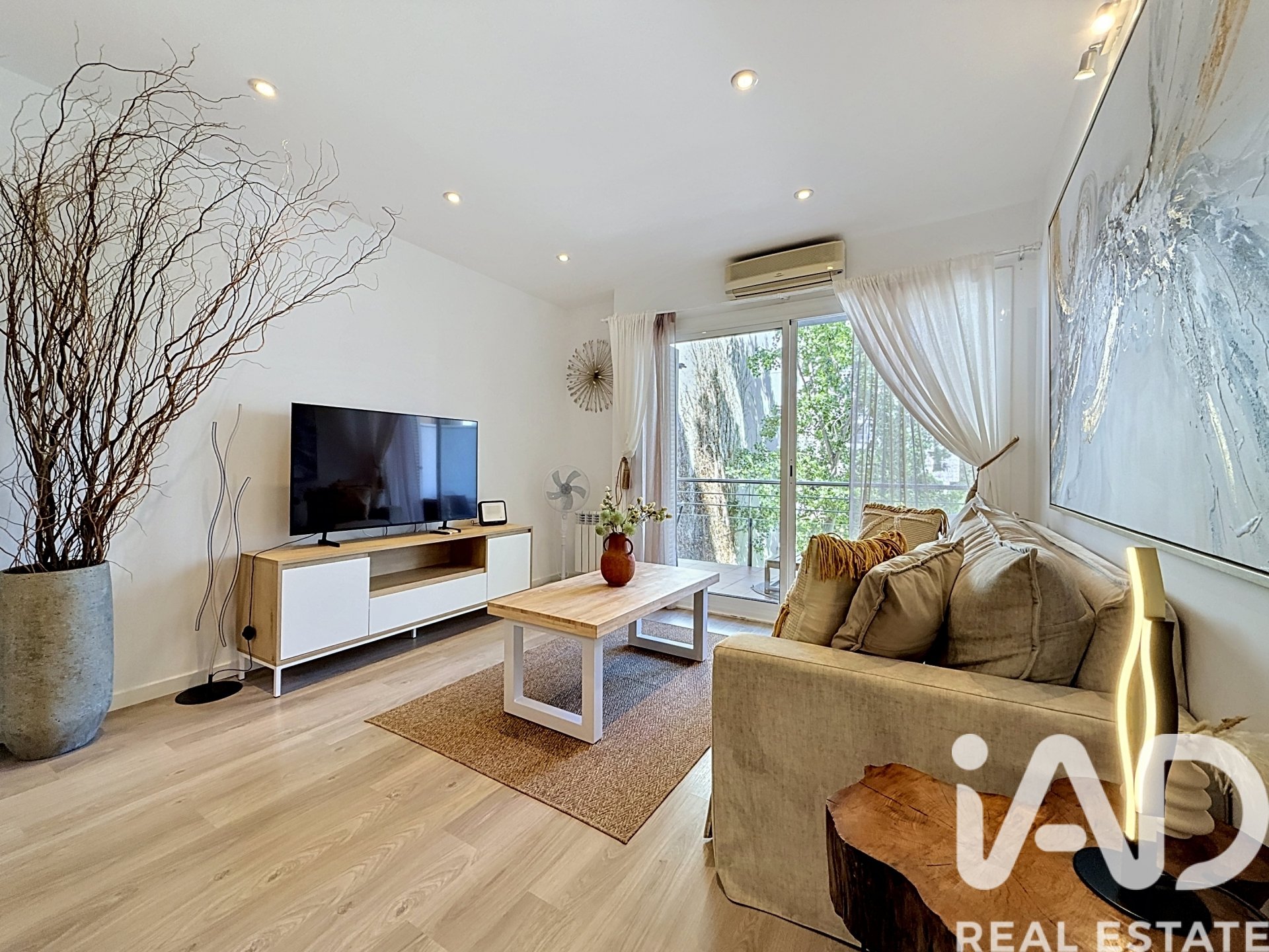 Apartment in Sitges, Barcelona, Spain 2 bedrooms, 66 sq.m. No. 172303