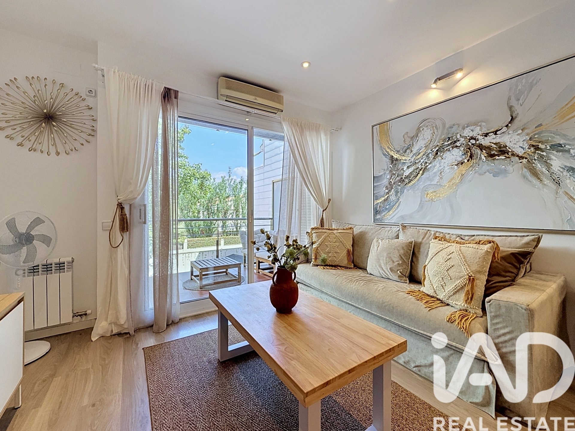 Apartment in Sitges, Barcelona, Spain 2 bedrooms, 66 sq.m. No. 172303