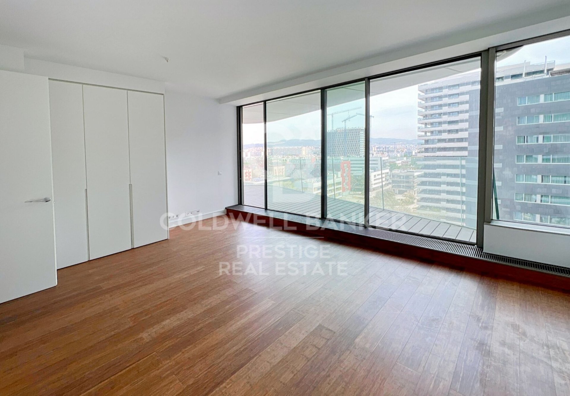 Huoneisto Barcelona, Espanja 2 makuuhuonetta, 140 m2 No. 160303
