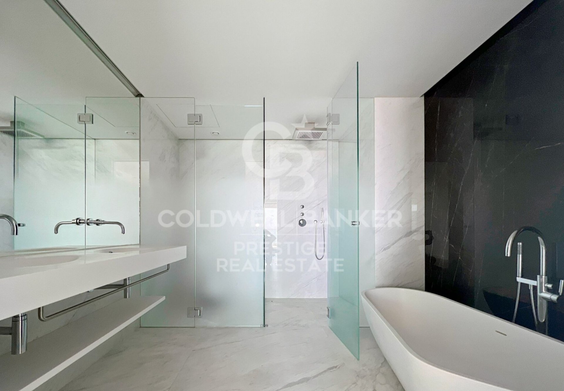 Dzīvoklis Barcelona, Spānijā 1 istaba, 100 m2 Nr. 160304