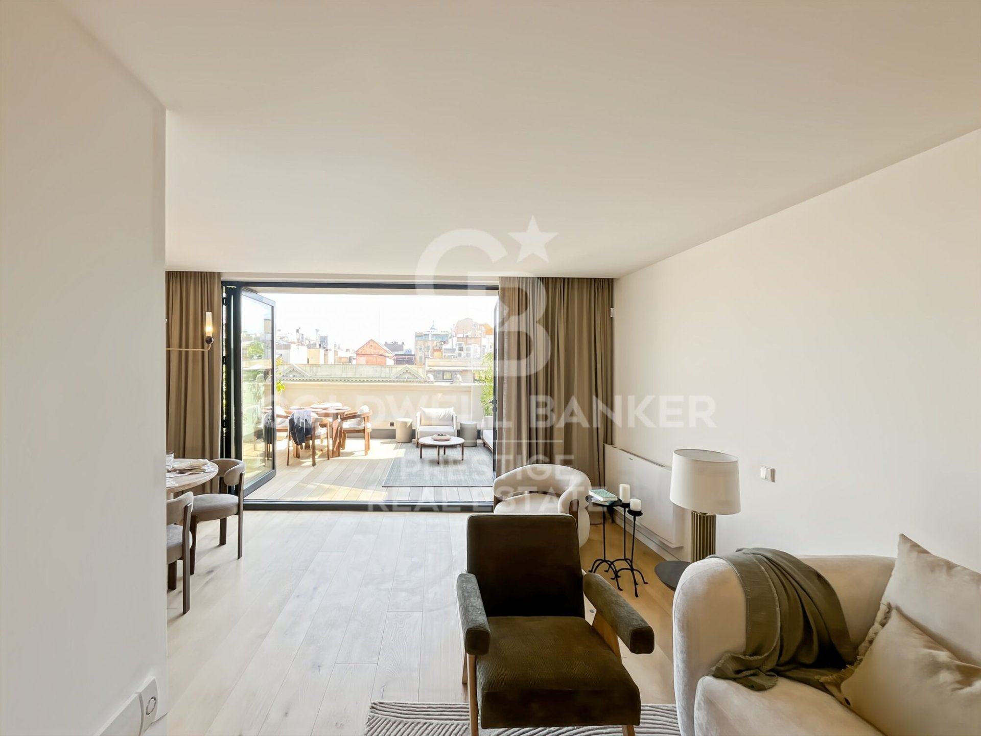 Penthouse à Barcelona, Espagne 2 chambres, 122 m2 No. 160299