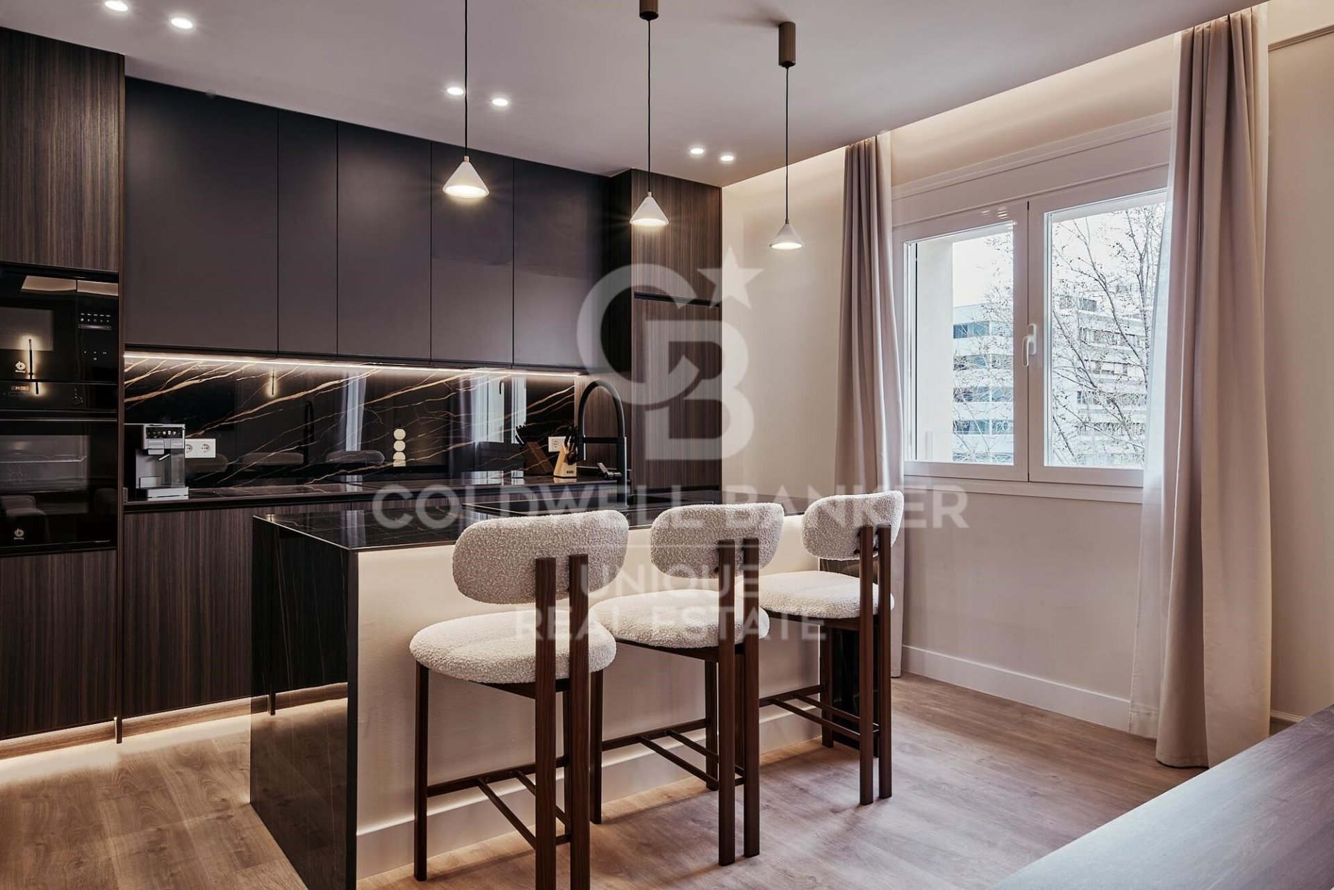 Dzīvoklis Madrid, Spānijā 3 istabas, 170 m2 Nr. 179153