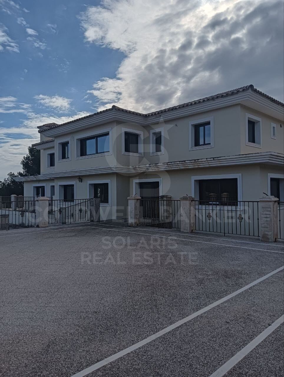 Villa a Polop, Alicante, Spagna 6 camere da letto, 1000 mq. N° 179160