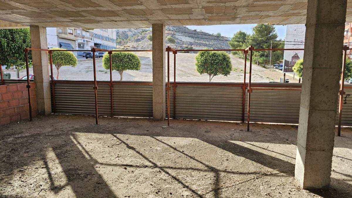 Lokal usługowy w Petrer, Alicante, Hiszpania 1200 mkw. nr 148901