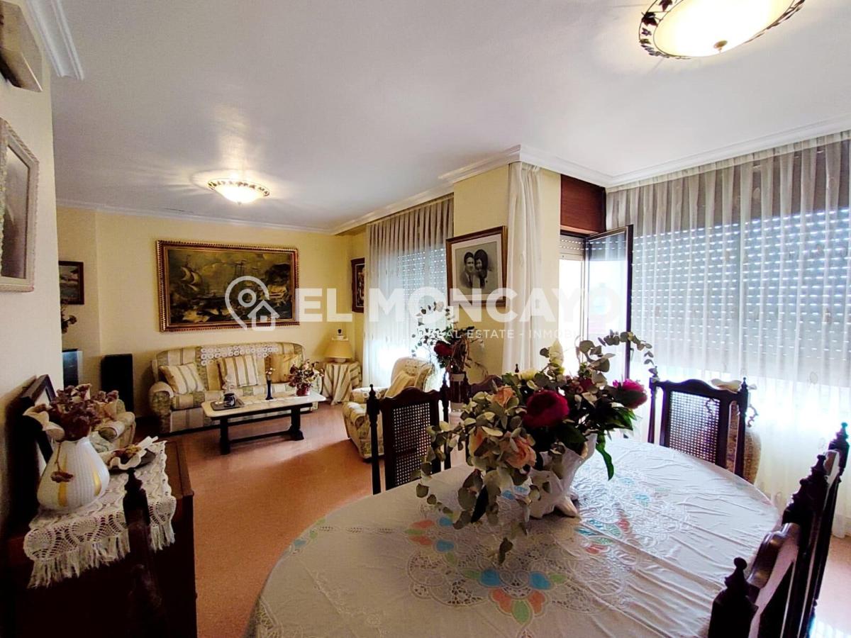 Penthouse in Guardamar del Segura, Alicante, Spain 3 bedrooms, 123 sq.m. No. 148907