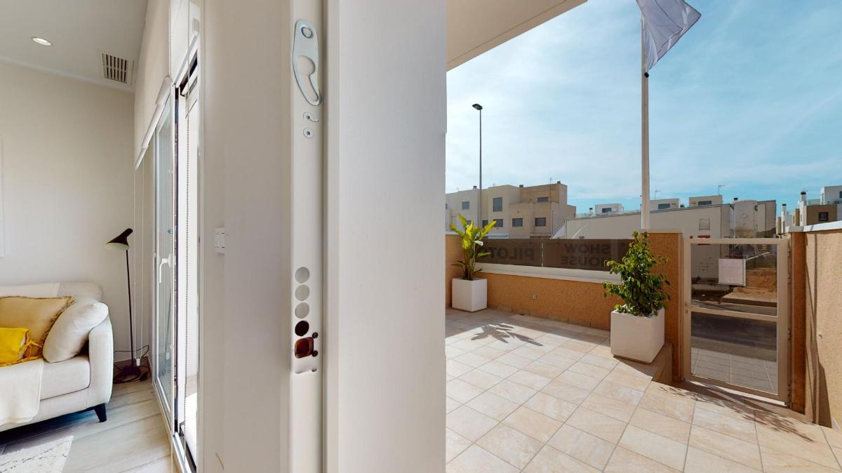 Сasa en Pilar de la Horadada, Alicante, España 3 dormitorios, 81 m2 No. 148905