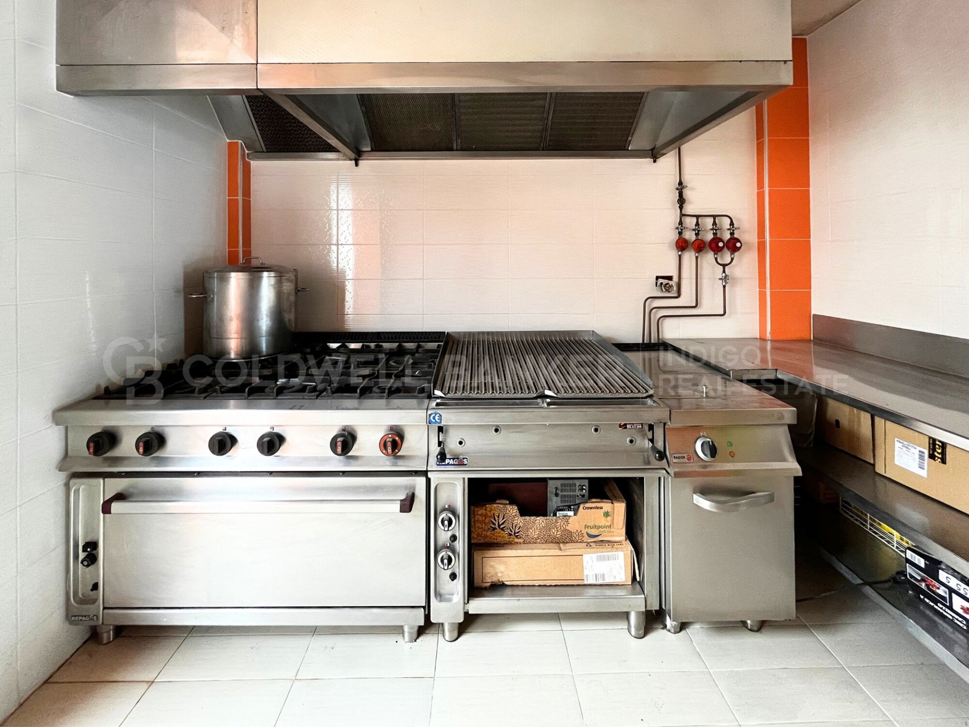 Propiedad comercial en Moaña, Pontevedra, España 296 m2 No. 160512