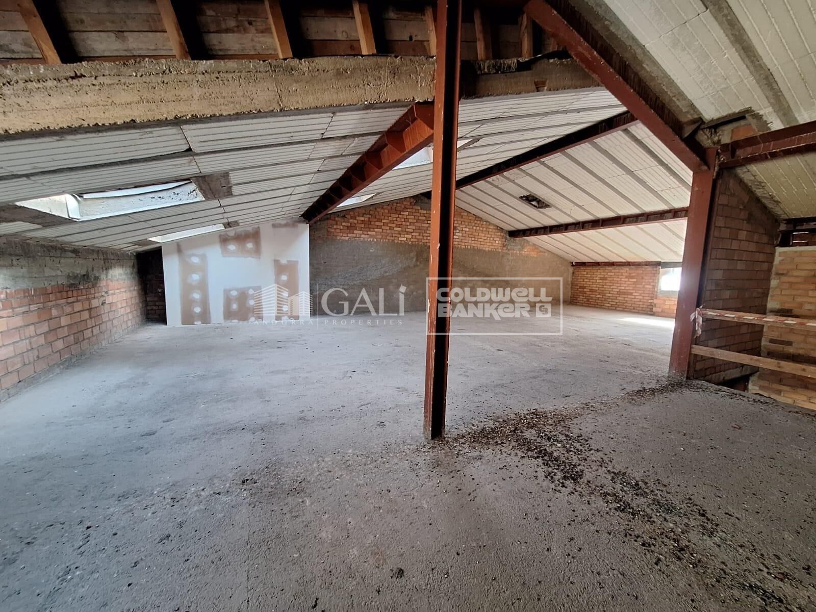 Commercial property in Principado De Andorra (Ninguna Poblacion Tiene C.P.), Lleida, Spain 7623 sq.m. No. 160510
