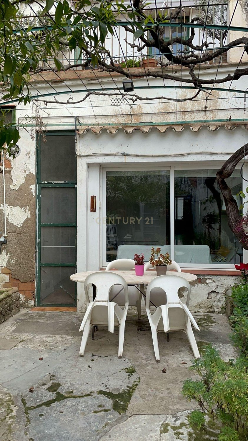 House in Sant Feliu de Llobregat, Barcelona, Spanien 4 Schlafzimmer, 200 m2 Nr. 167124