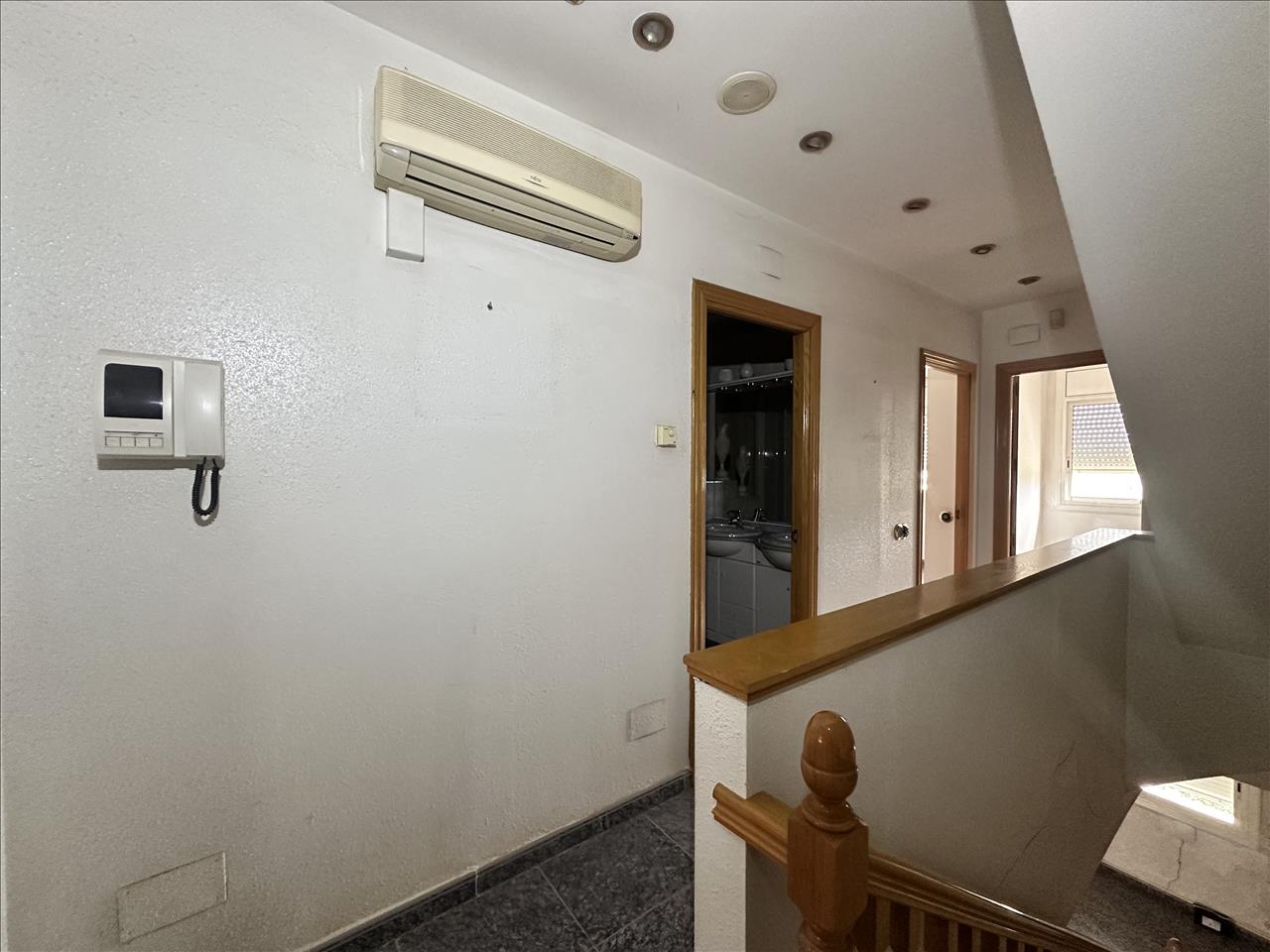 House à Viladecavalls, Barcelona, Espagne 4 chambres, 250 m2 No. 167121