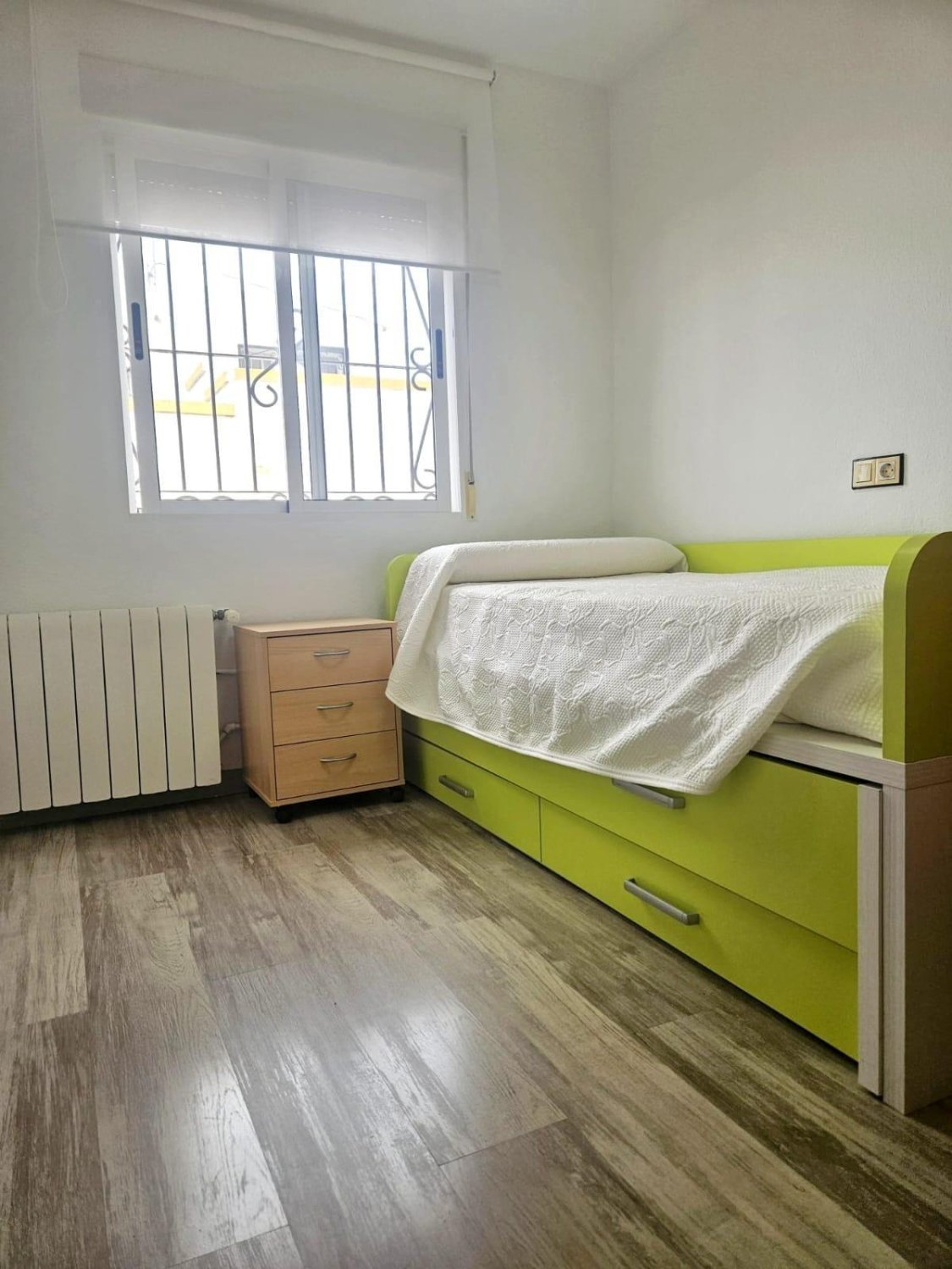 Huvila Los Balcones, Alicante, Espanja 6 makuuhuonetta, 150 m2 No. 195964
