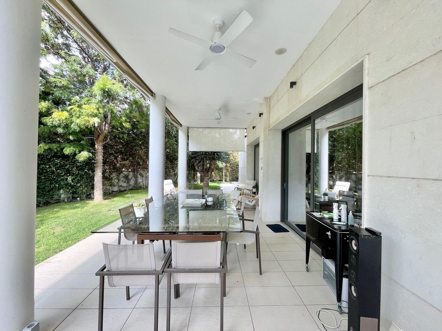 Villa in Alicante, Spain 5 bedrooms, 700 sq.m. No. 181184