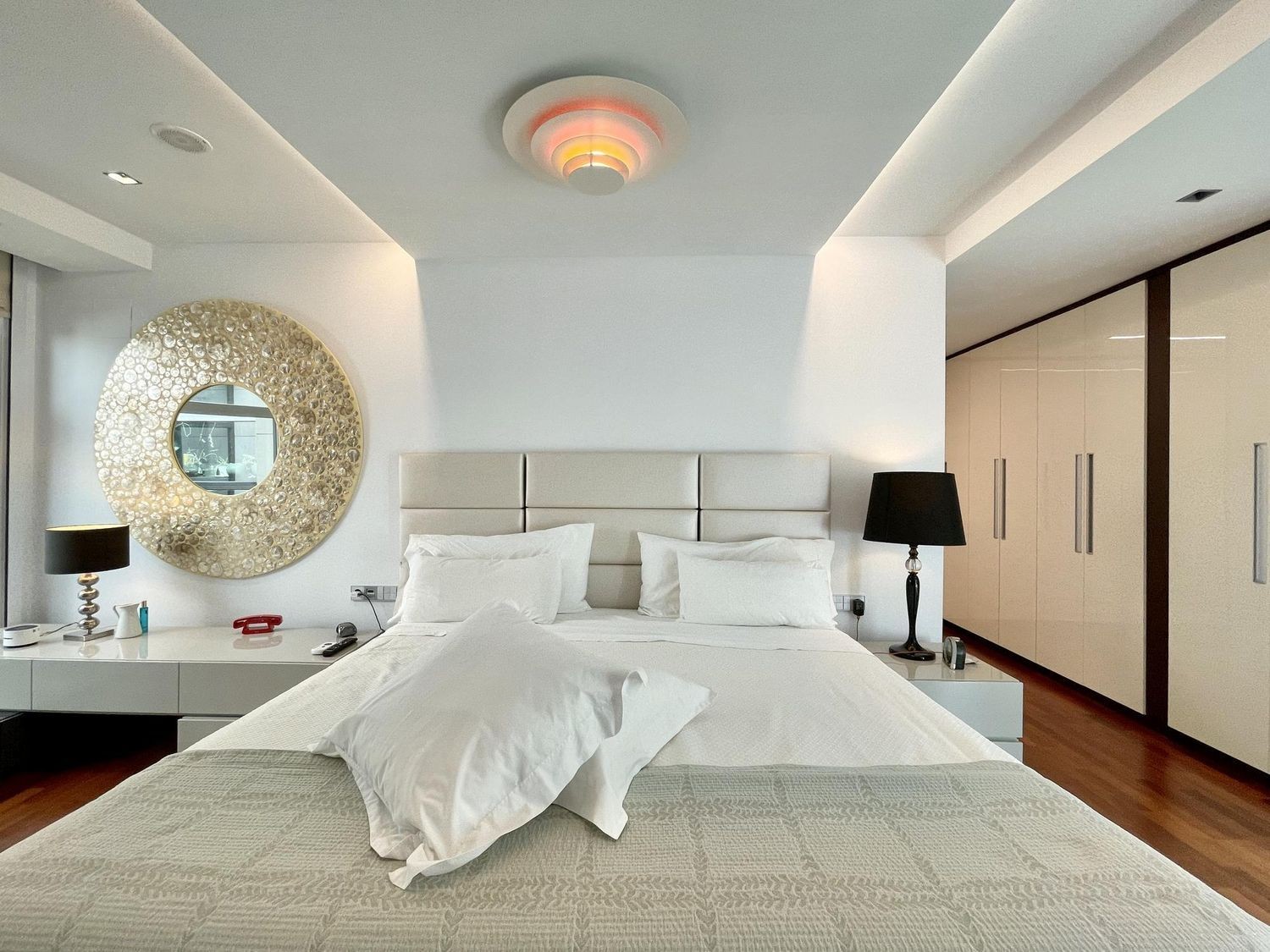 Villa in Alicante, Spain 5 bedrooms, 700 sq.m. No. 181184