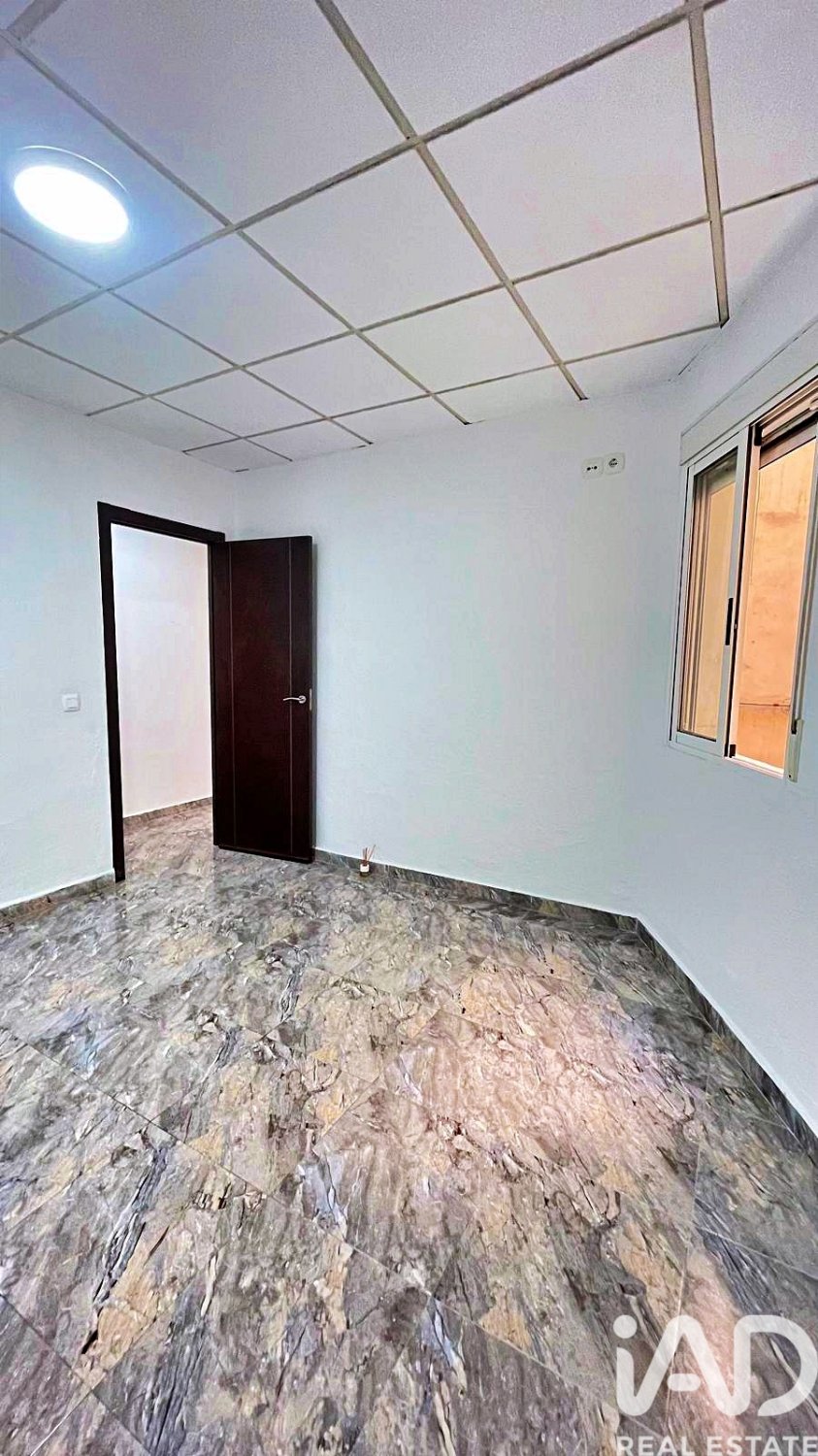 Apartamento en Alicante, España 3 dormitorios, 94 m2 No. 184631