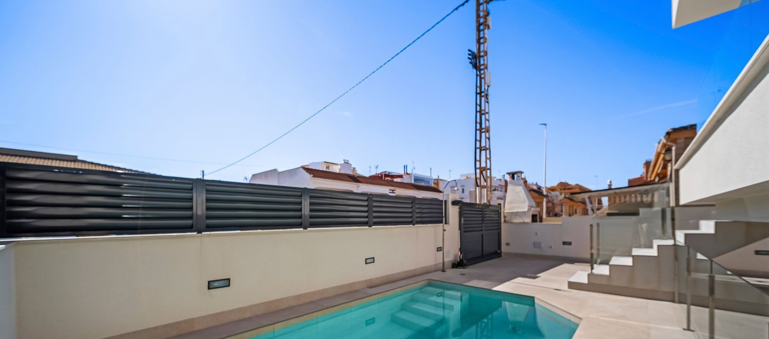 Villa Torrevieja, Alicante, Spānijā 4 istabas, 156 m2 Nr. 180231