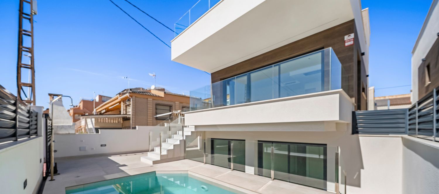 Villa Torrevieja, Alicante, Spānijā 4 istabas, 156 m2 Nr. 180231