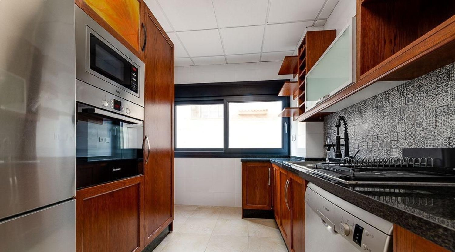 Huvila Torrevieja, Alicante, Espanja 4 makuuhuonetta, 210 m2 No. 180232