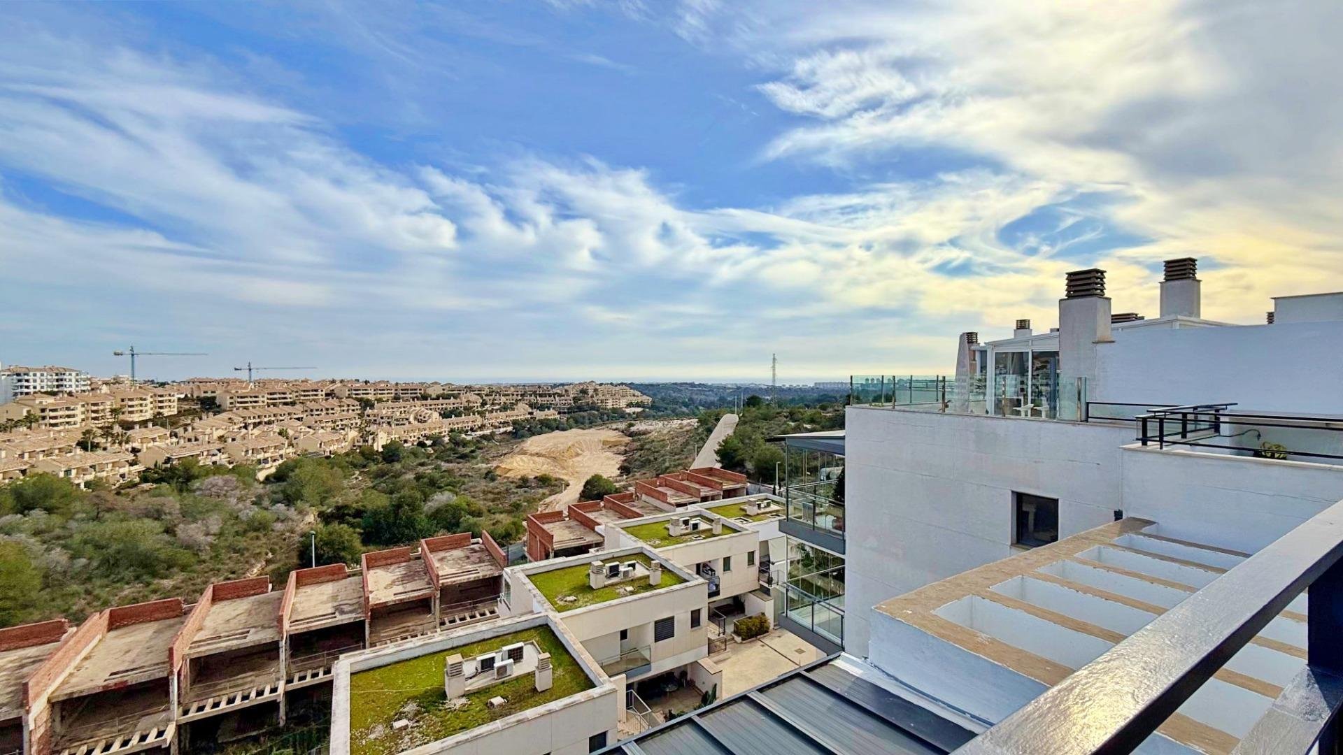 Penthouse w Alicante, Hiszpania 2 sypialnie, 87 mkw. nr 165915
