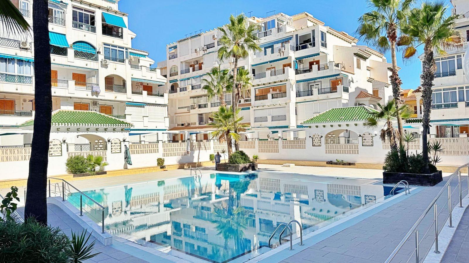 Lägenhet i Torrevieja, Alicante, Spanien 1 sovrum, 44.99 kvm. Nr. 165914