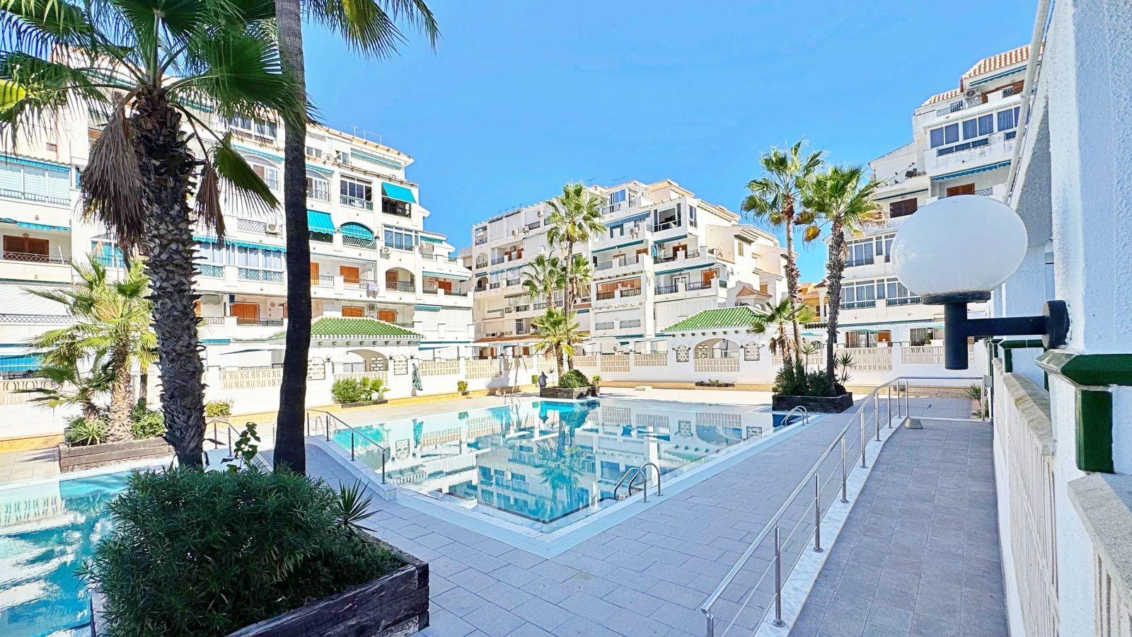 Lägenhet i Torrevieja, Alicante, Spanien 1 sovrum, 44.99 kvm. Nr. 165914