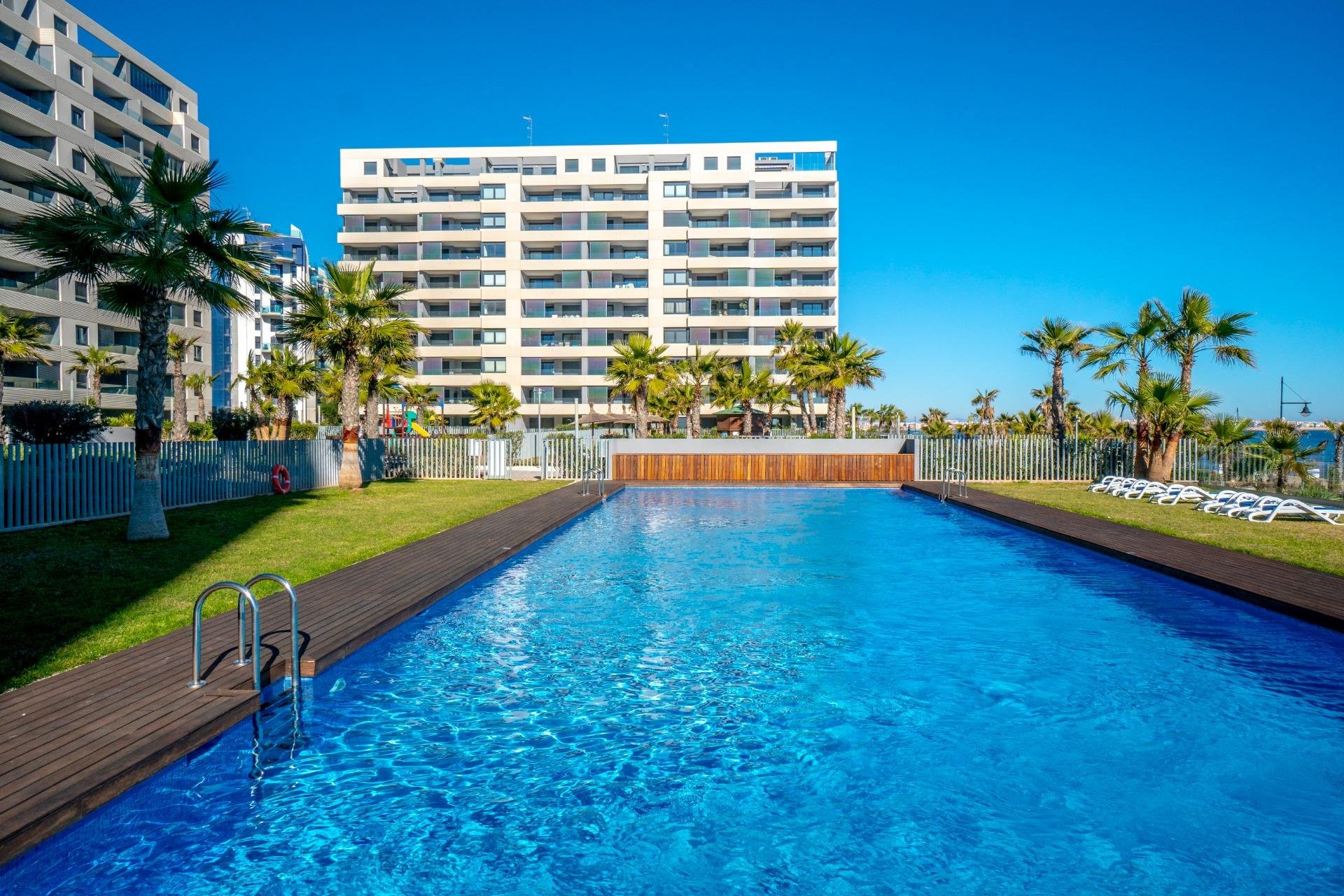 Penthouse à Torrevieja, Alicante, Espagne 3 chambres, 139 m2 No. 165912